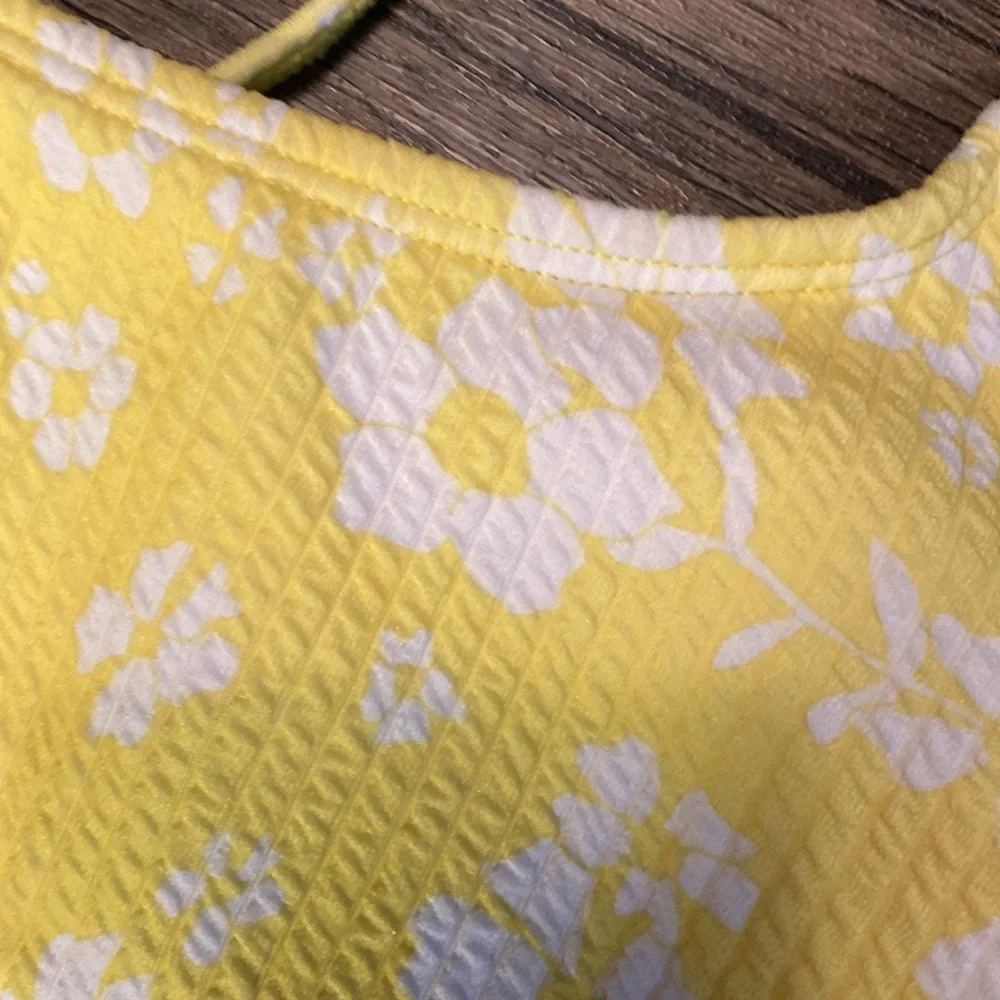 Yellow Flower Bathing Suit 🌻 - Picture 5 of 6